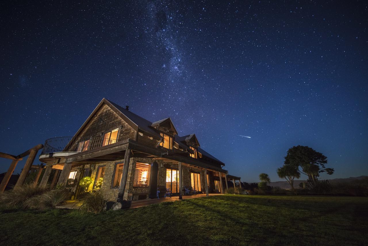 Tree House Lodge Bed & Breakfast Cheviot Экстерьер фото