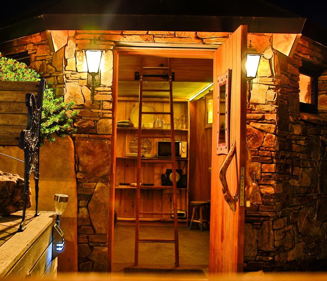 Tree House Lodge Bed & Breakfast Cheviot Экстерьер фото